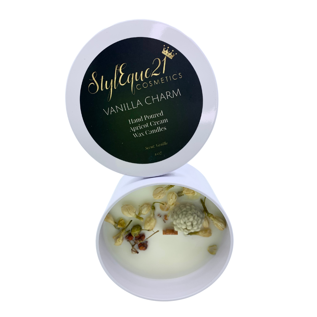 Vanilla Charm Candle 8 OZ